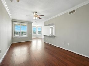 7575 Kirby Drive 2204, Houston TX 77030