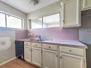 7203 Gore Drive, Houston TX 77016