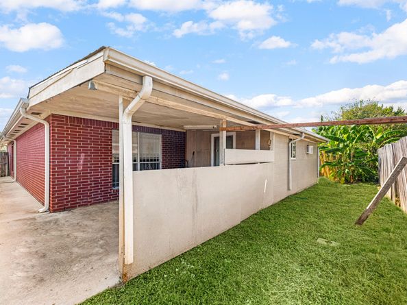 13530 Carruth Lane, Houston TX 77083