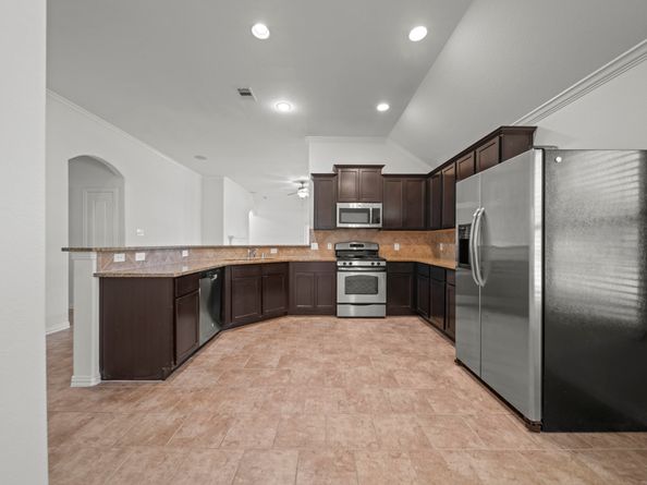 31739 Dover Oaks Lane, Spring TX 77386