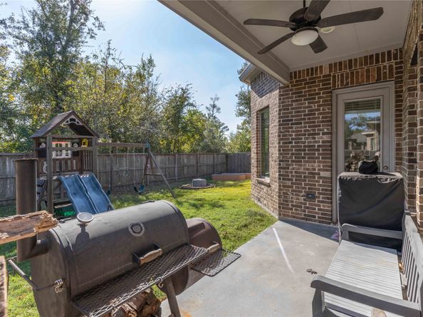 23618 Crossworth Drive, New Caney TX 77357