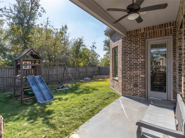 23618 Crossworth Drive, New Caney TX 77357