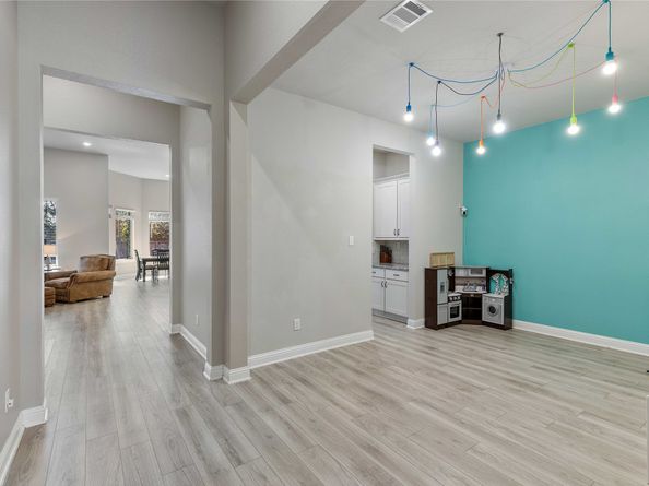 23618 Crossworth Drive, New Caney TX 77357