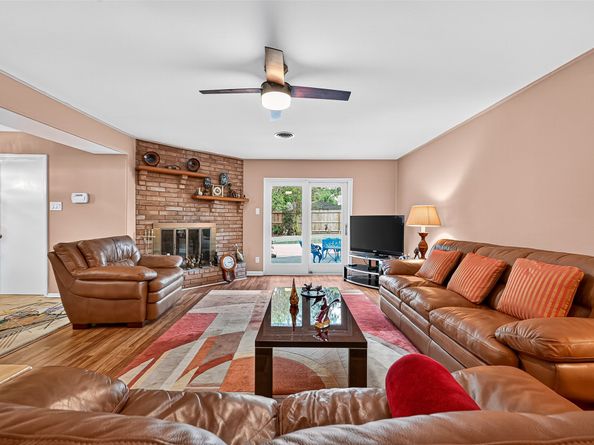 5734 Sanford Road, Houston TX 77096