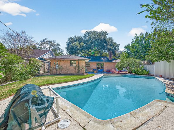 5734 Sanford Road, Houston TX 77096