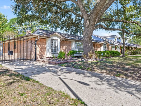 5734 Sanford Road, Houston TX 77096