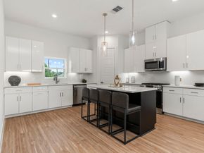 4720 Thornton Views  Rd, Houston TX 77018