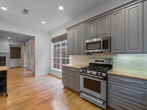 3219 N Pemberton Circle Drive, Houston TX 77025