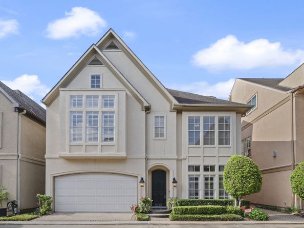 3219 N Pemberton Circle Drive, Houston TX 77025