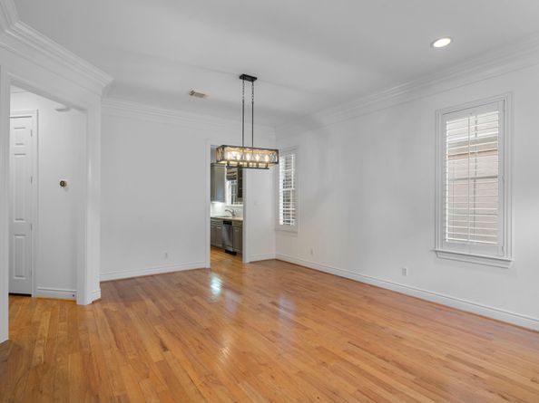 3219 N Pemberton Circle Drive, Houston TX 77025