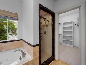 3219 N Pemberton Circle Drive, Houston TX 77025