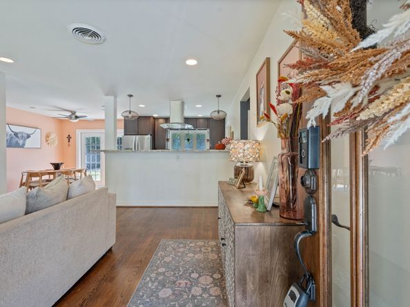 1119 W 30th Street, Houston TX 77018