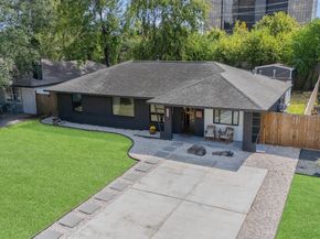 1119 W 30th Street, Houston TX 77018
