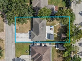 1119 W 30th Street, Houston TX 77018