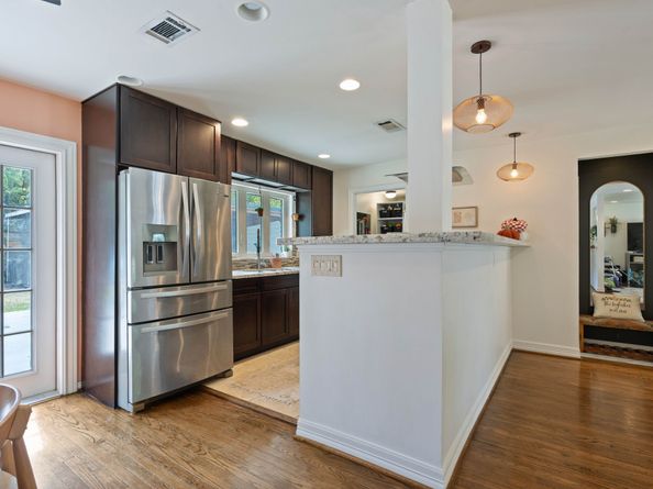 1119 W 30th Street, Houston TX 77018