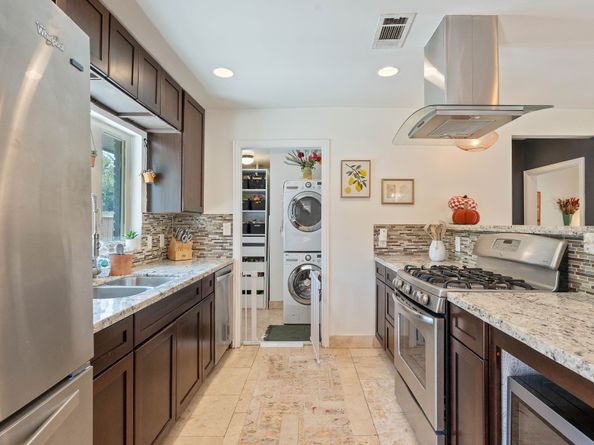 1119 W 30th Street, Houston TX 77018