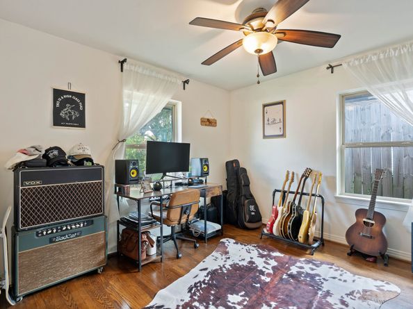 1119 W 30th Street, Houston TX 77018