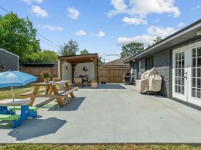 1119 W 30th Street, Houston TX 77018