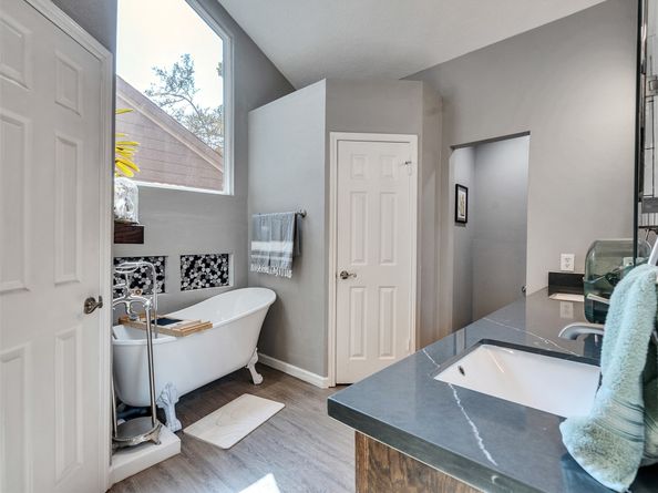 1406 Rushworth Drive, Houston TX 77014