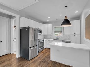 501 Avondale Street, Houston TX 77006