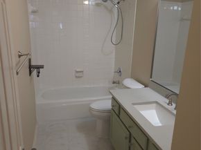 5055 Kleinbrook Drive, Houston TX 77066
