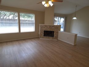 5055 Kleinbrook Drive, Houston TX 77066