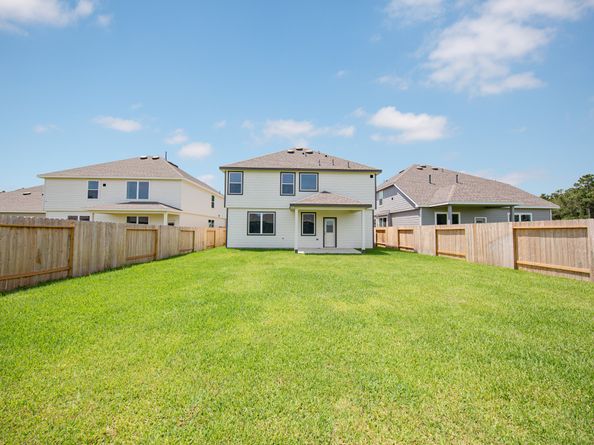 16905 Hazelnut Drive, Conroe TX 77302