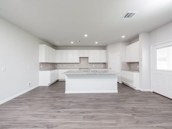 16905 Hazelnut Drive, Conroe TX 77302