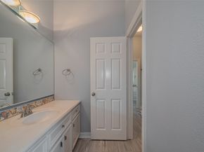 4006 Lanark Ln, Houston TX 77025