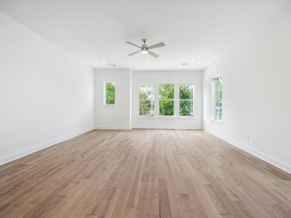 5108 Eigel Street, Houston TX 77007