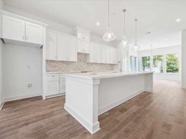 5108 Eigel Street, Houston TX 77007