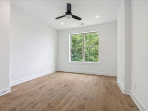 5108 Eigel Street, Houston TX 77007
