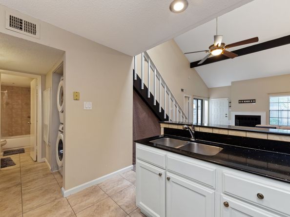 2611 Grants Lake Boulevard 222, Sugar Land TX 77479
