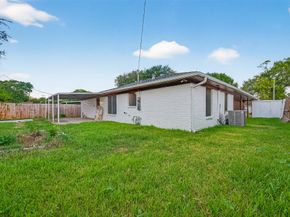 11811 Rowan, Houston TX 77072