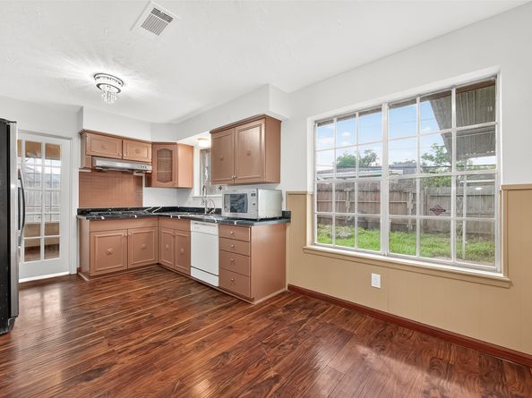 11811 Rowan, Houston TX 77072