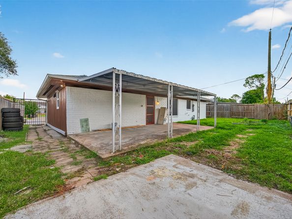 11811 Rowan, Houston TX 77072