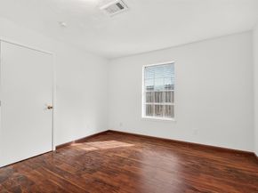 11811 Rowan, Houston TX 77072