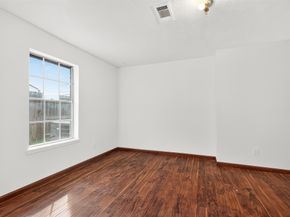 11811 Rowan, Houston TX 77072