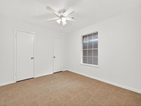 11811 Rowan, Houston TX 77072