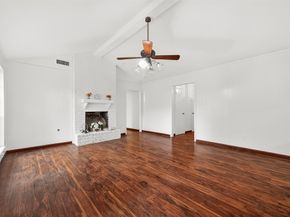11811 Rowan, Houston TX 77072
