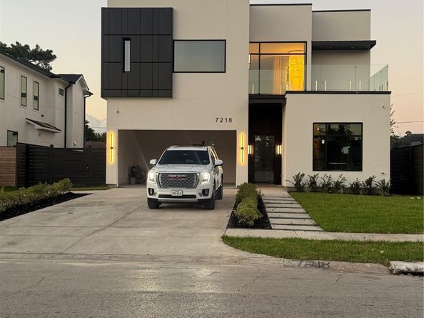7218 Schiller Street, Houston TX 77055