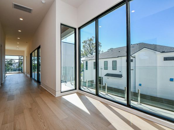 7218 Schiller Street, Houston TX 77055