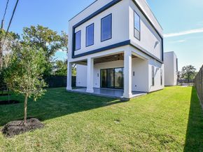 7218 Schiller Street, Houston TX 77055