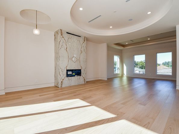 7218 Schiller Street, Houston TX 77055