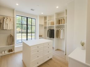 9851 Warwana Road, Houston TX 77080