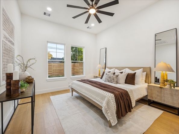 206 Milwaukee Street, Houston TX 77009