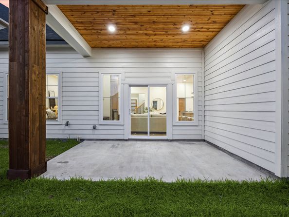 206 Milwaukee Street, Houston TX 77009