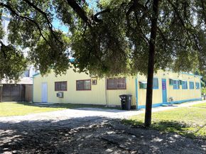 2501 Mcgowen Street, Houston TX 77004
