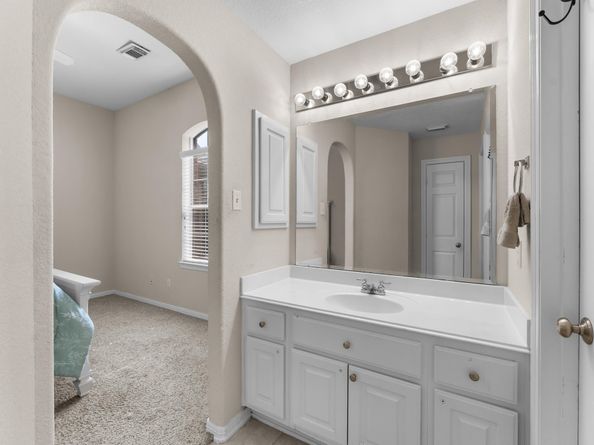 1615 Noble Pointe Drive, Spring TX 77379