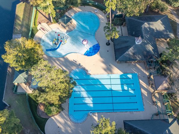 1615 Noble Pointe Drive, Spring TX 77379